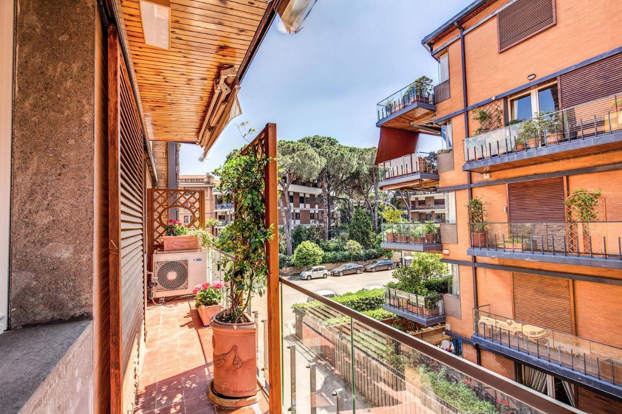 Terrazza Piccolomini: Elegant Apartment Stunning View Over Rome/St Peter'S Dome Eksteriør bilde