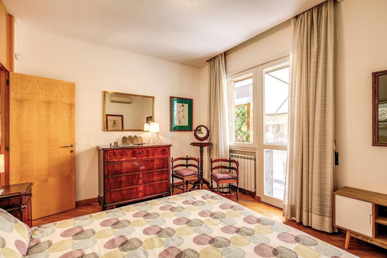 Terrazza Piccolomini: Elegant Apartment Stunning View Over Rome/St Peter'S Dome Eksteriør bilde