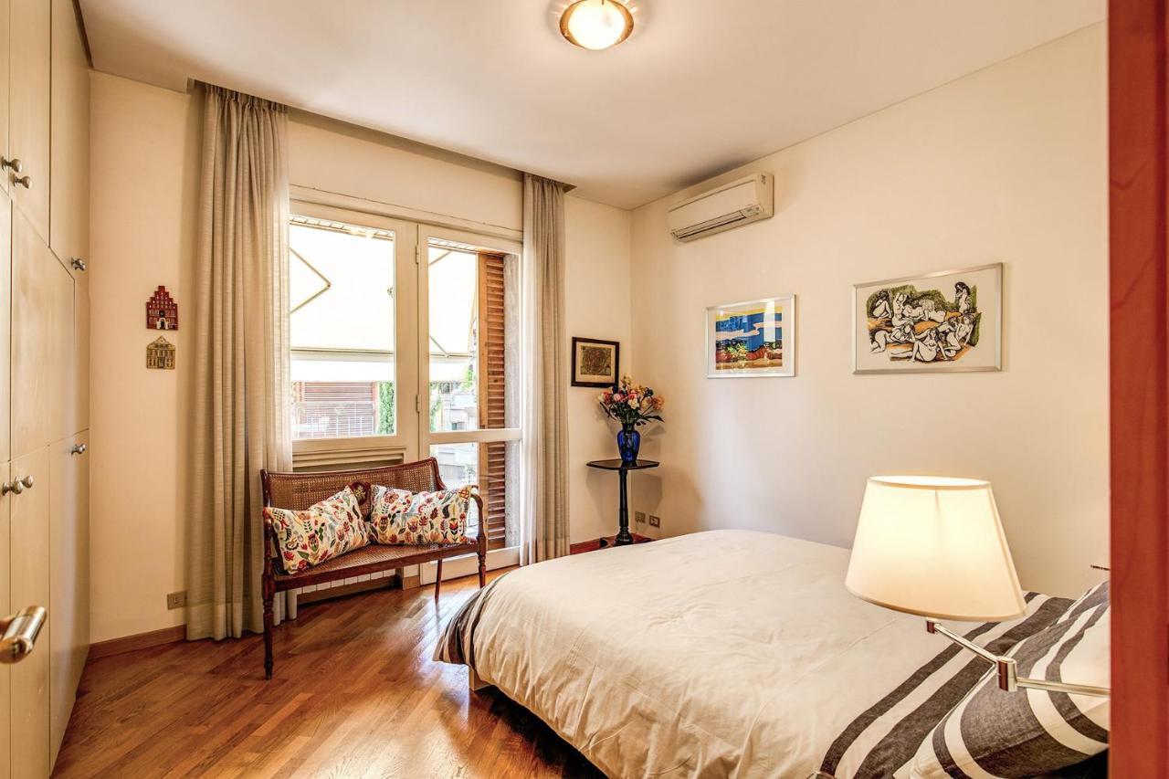Terrazza Piccolomini: Elegant Apartment Stunning View Over Rome/St Peter'S Dome Eksteriør bilde